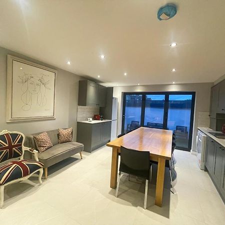 2A Seymour Road Villa Sutton  Luaran gambar