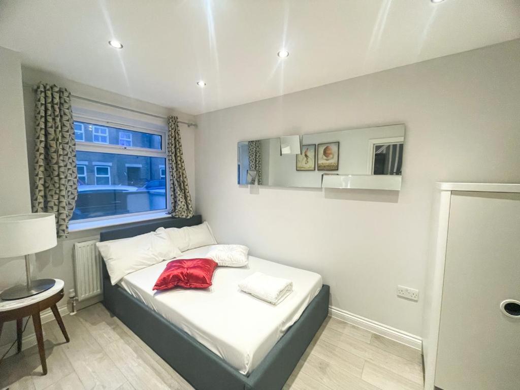 2A Seymour Road Villa Sutton  Luaran gambar