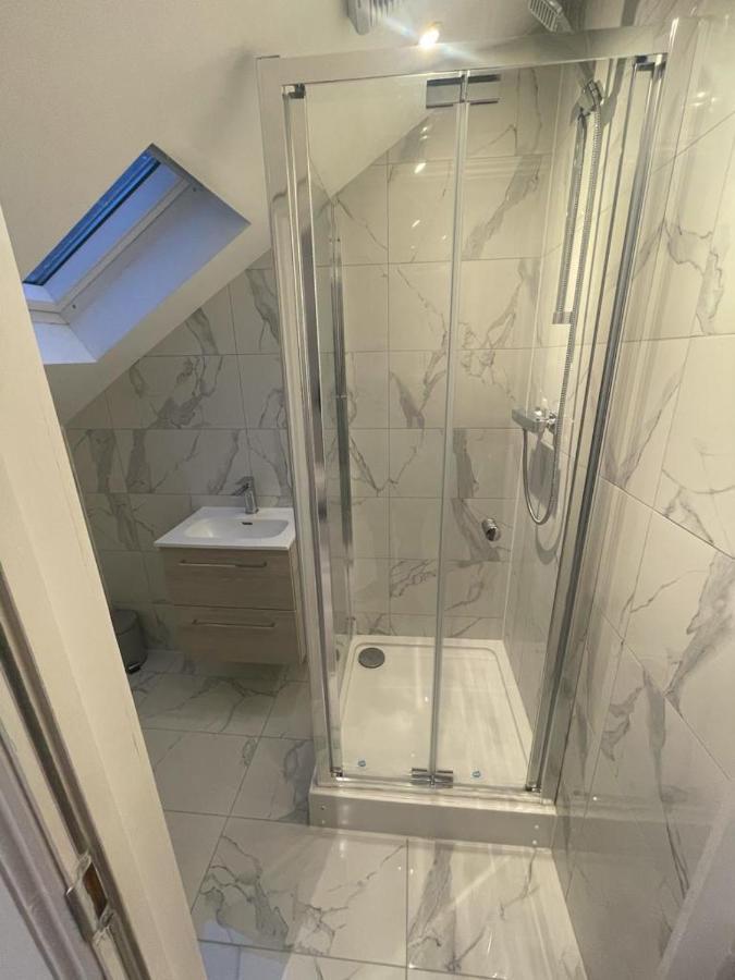 2A Seymour Road Villa Sutton  Luaran gambar